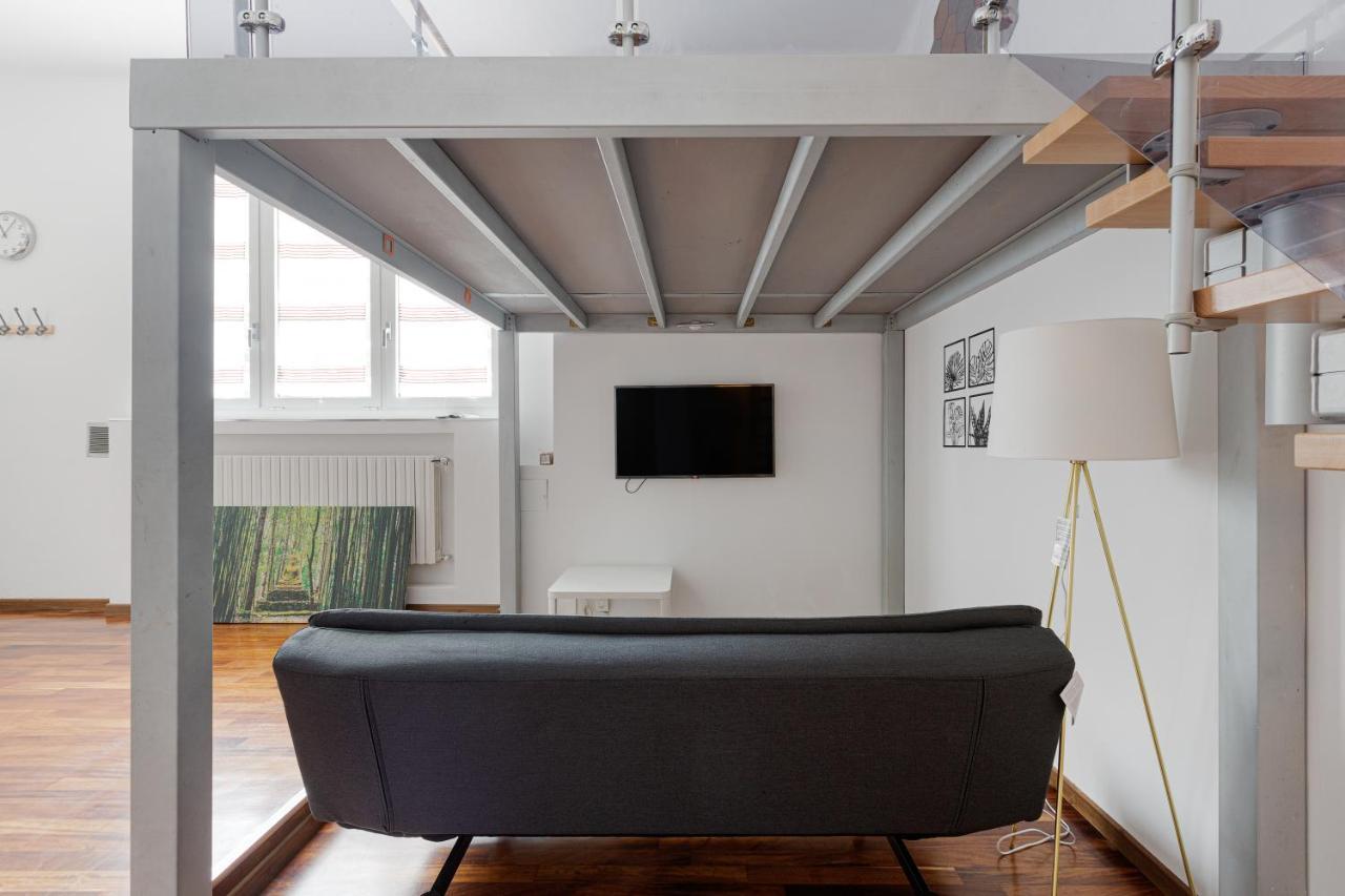 Cosy Nearby Piazza Insubria! Book Now! Appartamento *